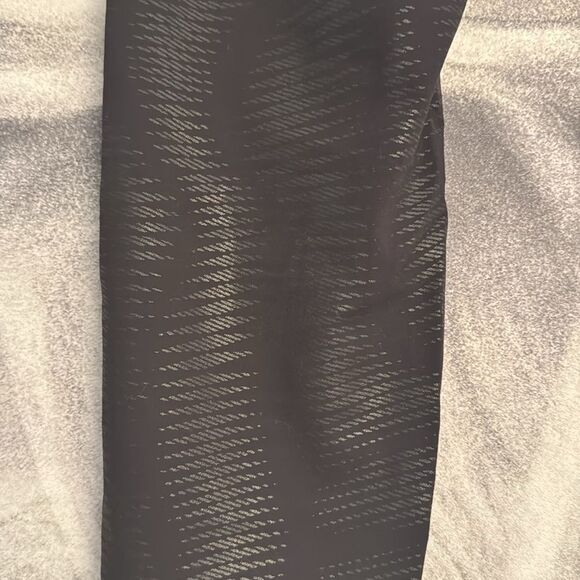 Lululemon Wunder Train‎ High-Rise Tight 25" Foil size 4 Foil Black NWT - Picture 6 of 6